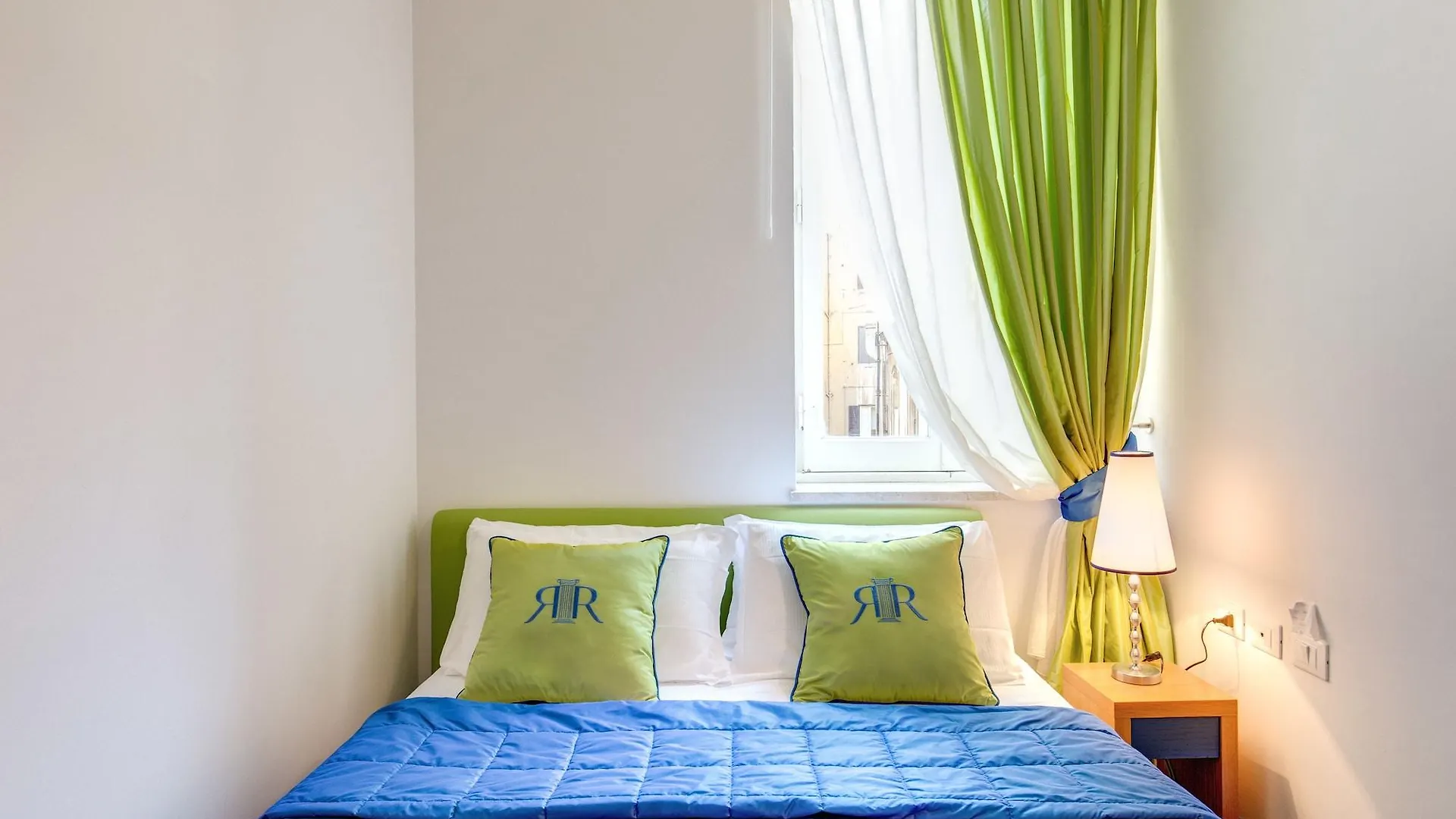 ** Affittacamere Residenza Romantica Italia