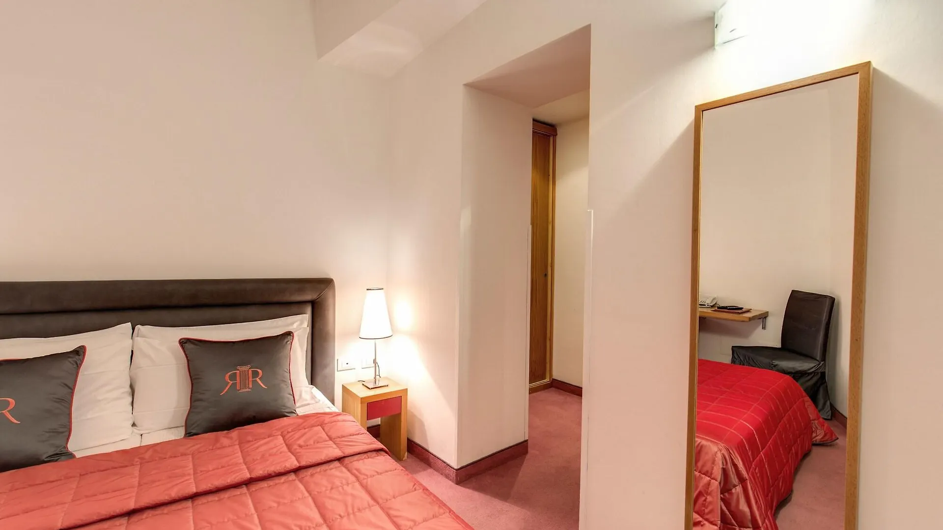 Residenza Romantica Guest house Rome