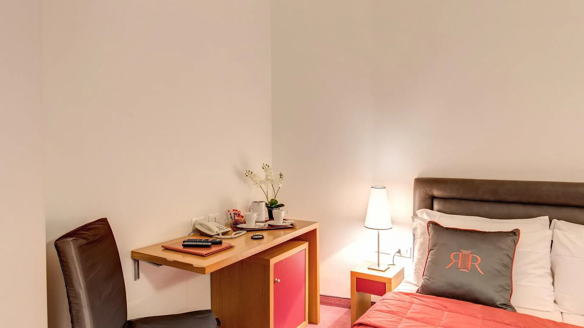 Residenza Romantica Guest house Rome